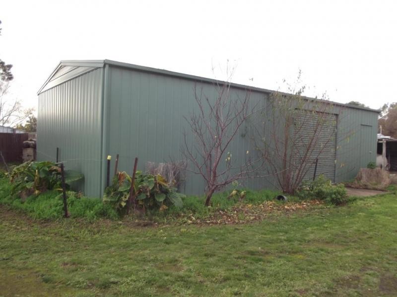 10 Annesly Street, Carisbrook VIC 3464