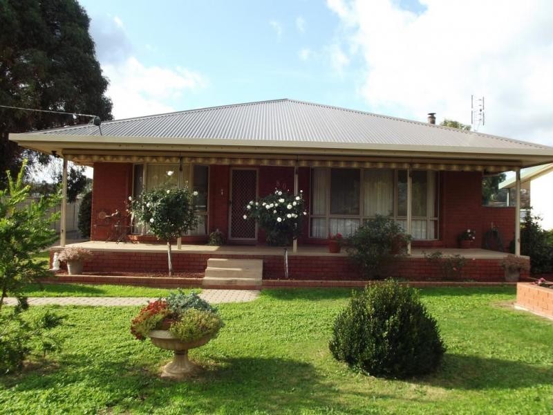 80 Maude Street, Dunolly VIC 3472