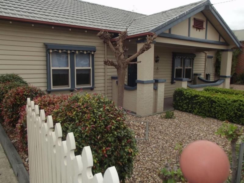 32 High Street, Maryborough VIC 3465
