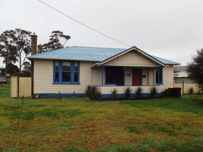 2 Rogers Street, Maryborough VIC 3465