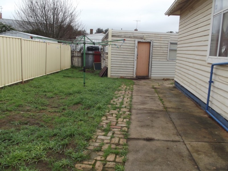 2 Rogers Street, Maryborough VIC 3465