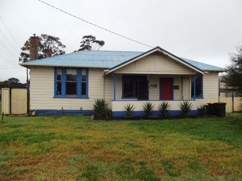 2 Rogers Street, Maryborough VIC 3465