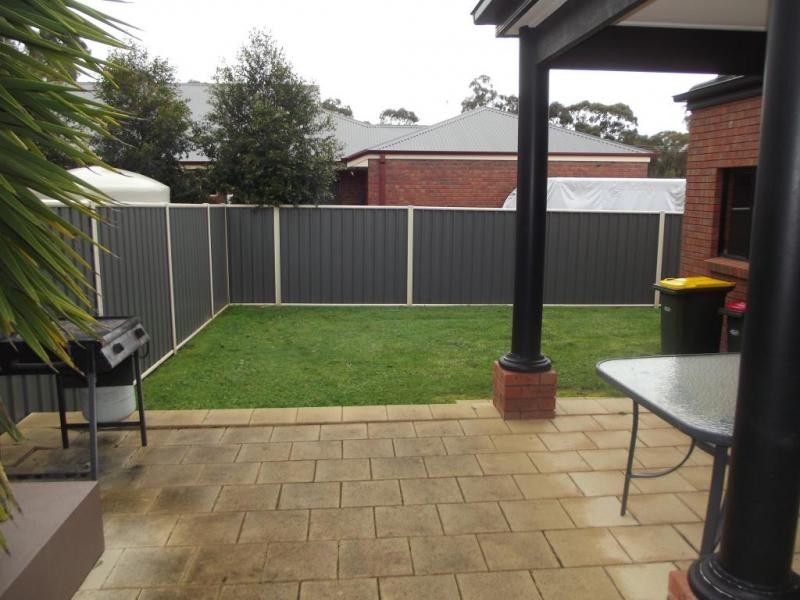 3 Woodlands Court, Maryborough VIC 3465