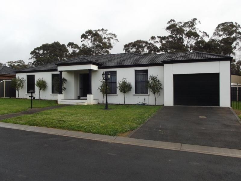 3 Woodlands Court, Maryborough VIC 3465