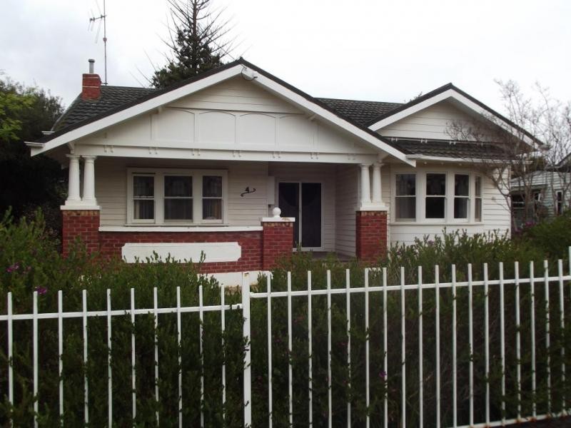 4 Barkly Street, Maryborough VIC 3465