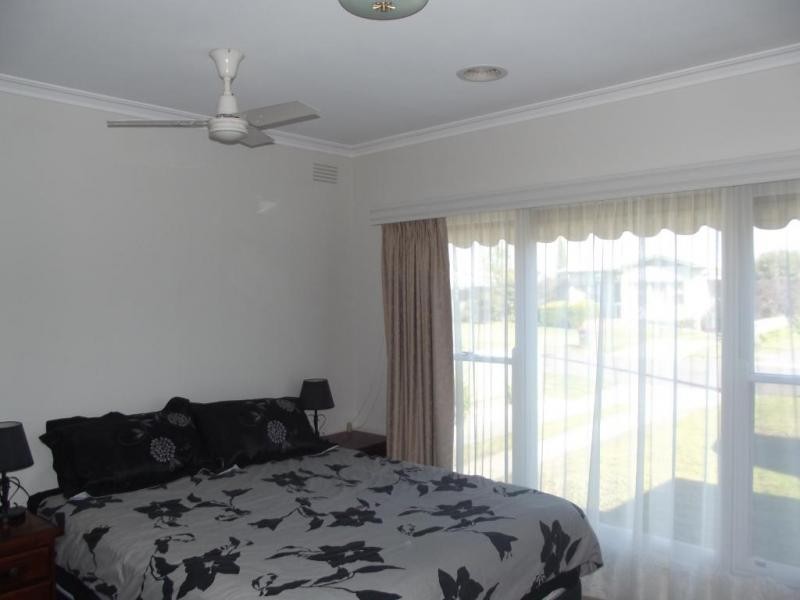 6 Jean Street, Maryborough VIC 3465