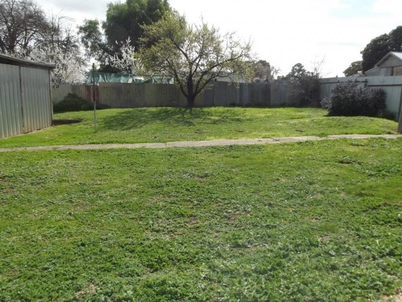 16 Kennedy Street, Maryborough VIC 3465