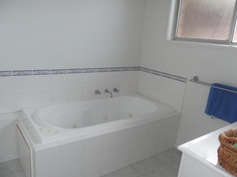 100 Gertrude Street, Maryborough VIC 3465