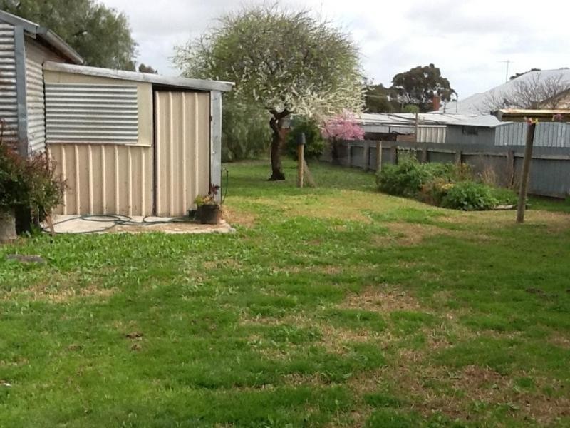 13 Outtrim Street, Maryborough VIC 3465