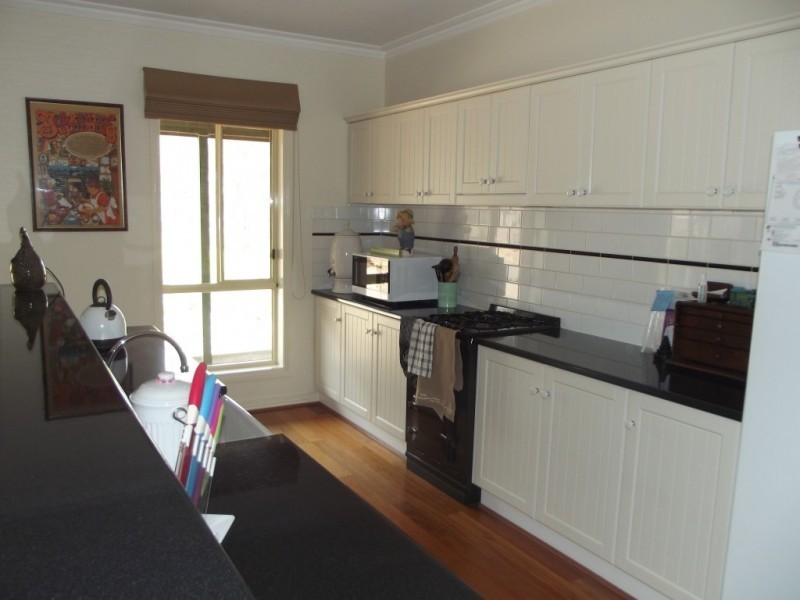 76 Arcadia Court, SIMSON, Maryborough VIC 3465