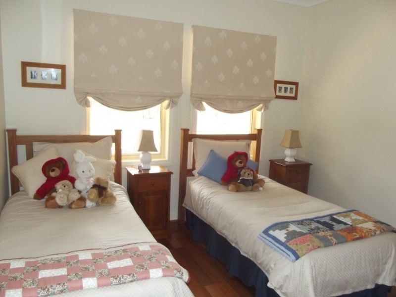 76 Arcadia Court, SIMSON, Maryborough VIC 3465