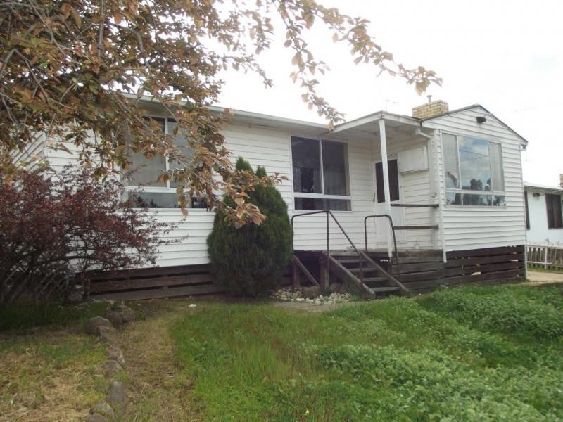 7 Cameron Street, Maryborough VIC 3465