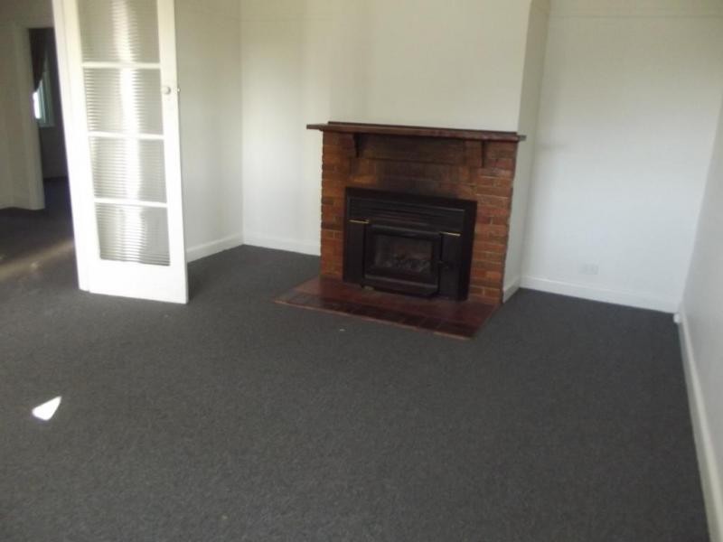 13 Thompson Street, Dunolly VIC 3472