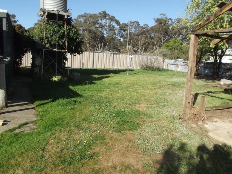 13 Thompson Street, Dunolly VIC 3472