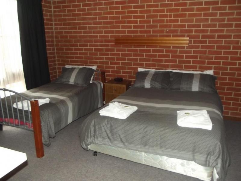 12 Camp Street, TALBOT, Maryborough VIC 3465