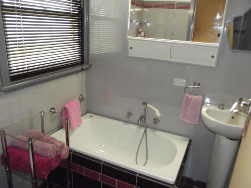 4 Laidlaw Street, Maryborough VIC 3465