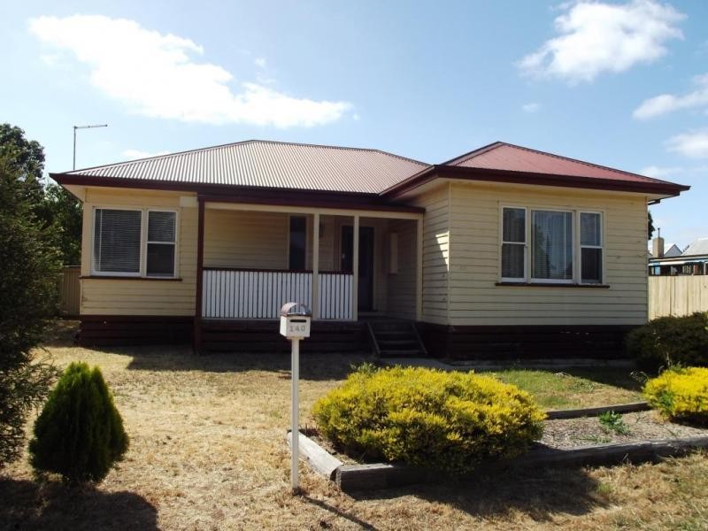 140 Gillies Street, Maryborough VIC 3465