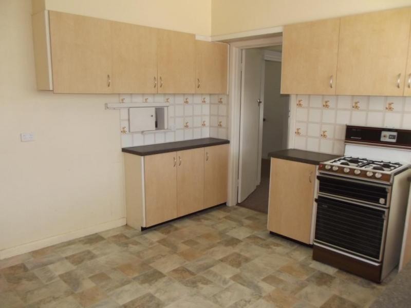 140 Gillies Street, Maryborough VIC 3465