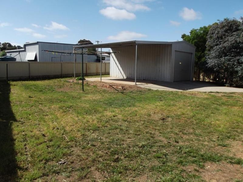 140 Gillies Street, Maryborough VIC 3465