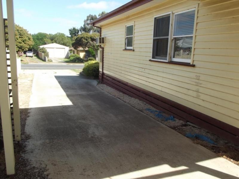 140 Gillies Street, Maryborough VIC 3465