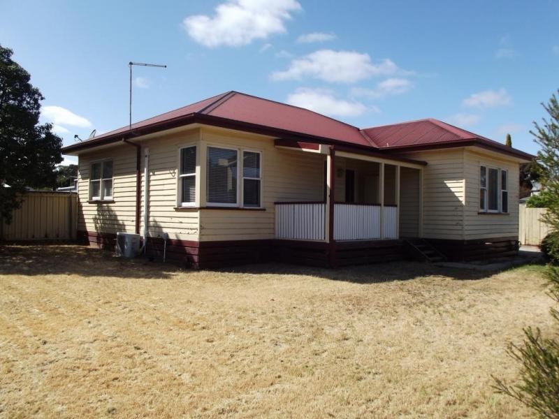 140 Gillies Street, Maryborough VIC 3465
