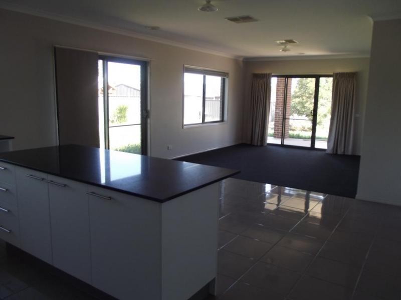 101 Field Street, Maryborough VIC 3465