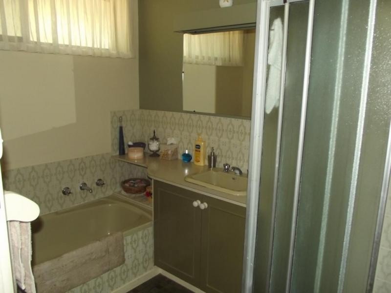 32 Liebig Street, Avoca VIC 3467