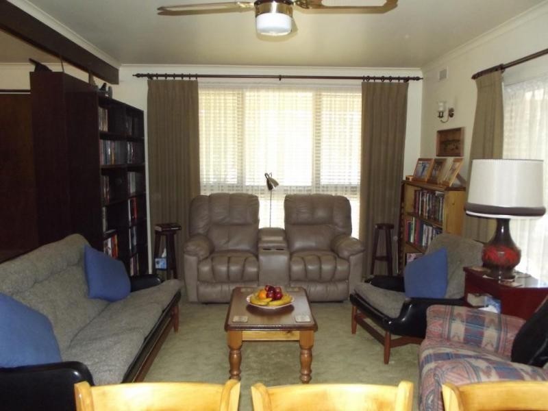 32 Liebig Street, Avoca VIC 3467