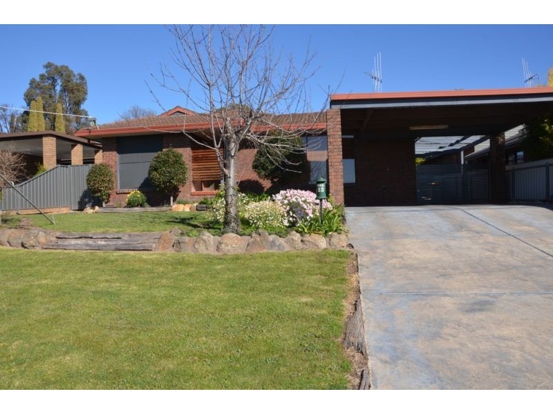 23 PEKIN ROAD, Maryborough VIC 3465