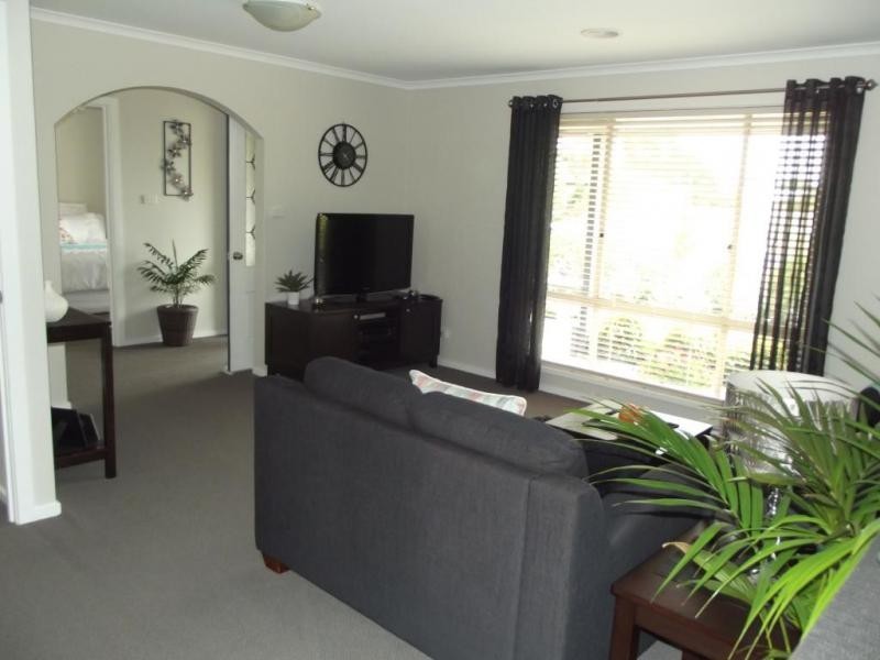 18 Albert Street, Carisbrook VIC 3464