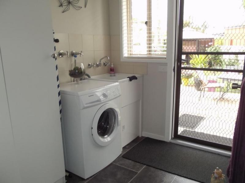 18 Albert Street, Carisbrook VIC 3464