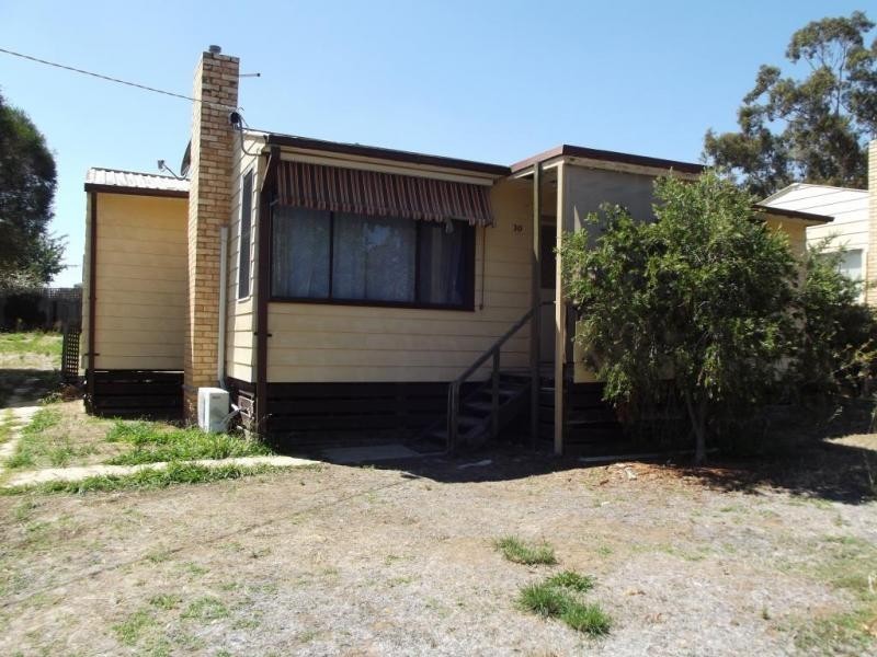 30 Primrose Street, Maryborough VIC 3465
