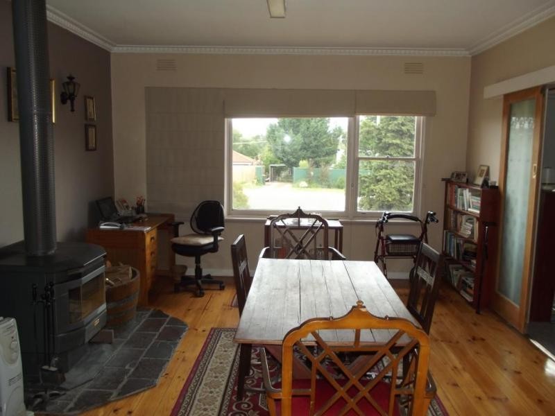 110 Barnett Street, Avoca VIC 3467