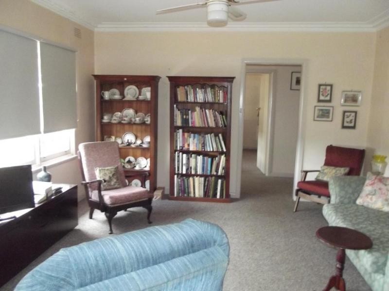 110 Barnett Street, Avoca VIC 3467