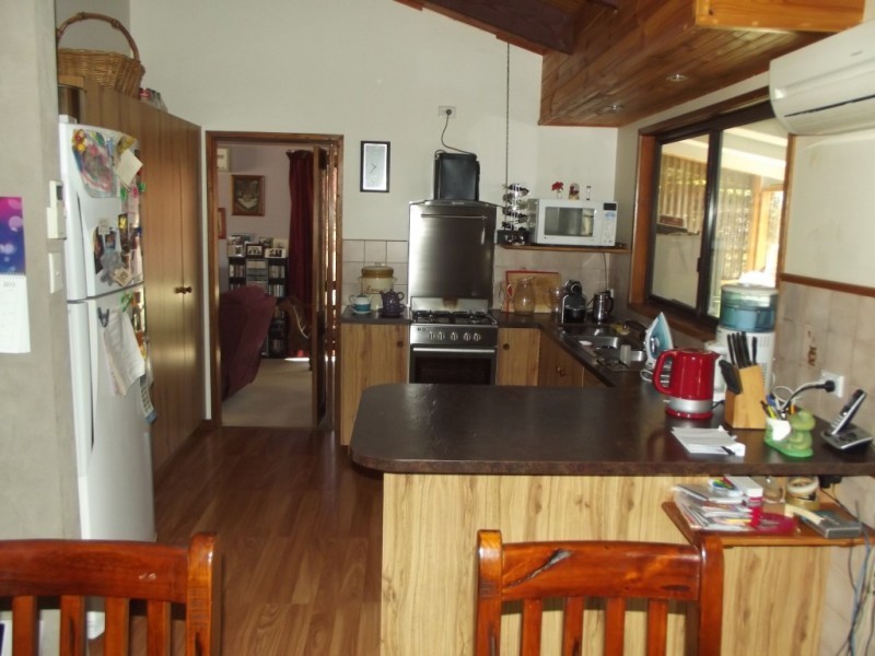 8 Rutherford Street, Avoca VIC 3467