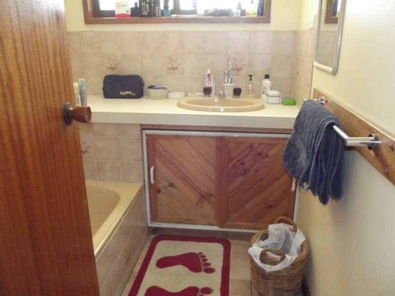 8 Rutherford Street, Avoca VIC 3467