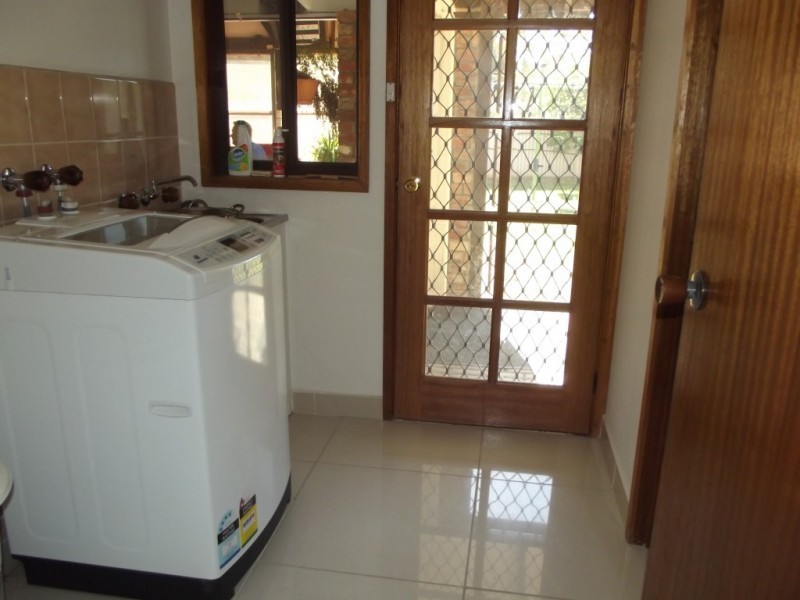 8 Rutherford Street, Avoca VIC 3467