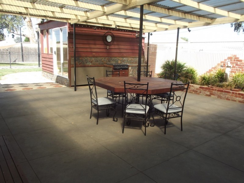 20 Smith Street, CARISBROOK, Maryborough VIC 3465