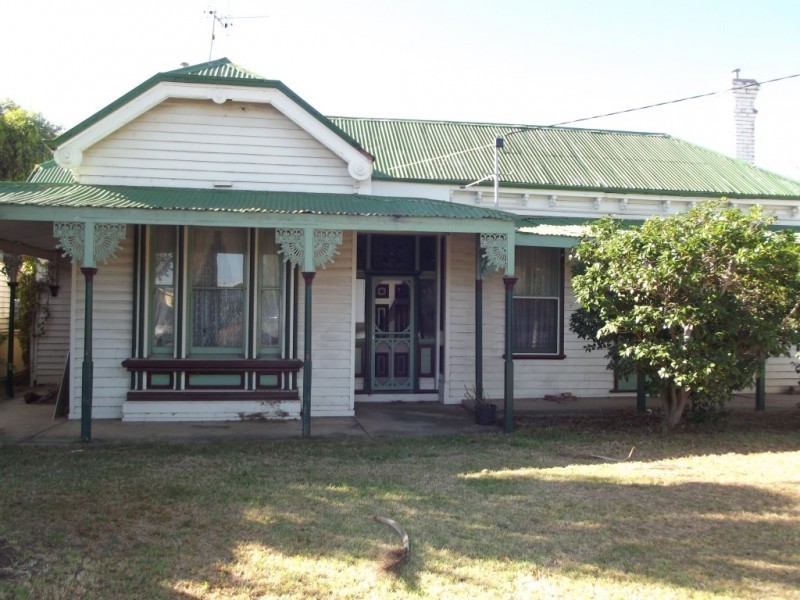 82 Napier Street, Maryborough VIC 3465
