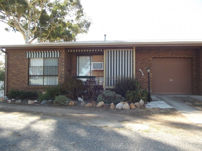 1/4 Harkness Street, Maryborough VIC 3465