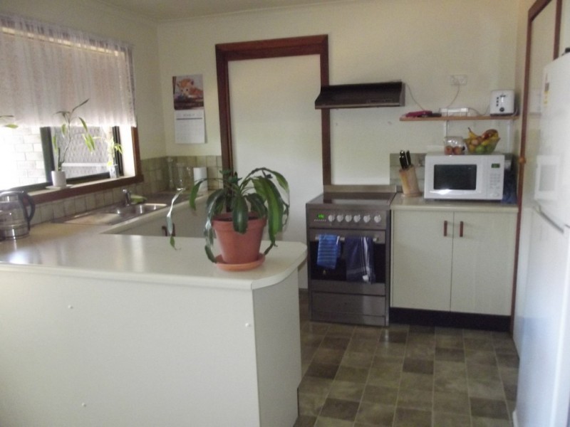 1/4 Harkness Street, Maryborough VIC 3465