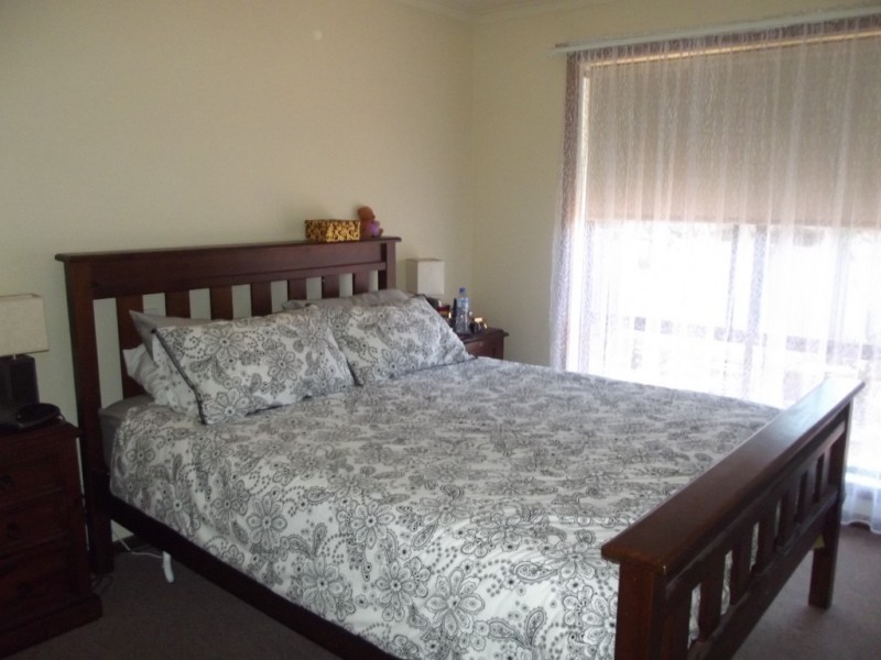 1/4 Harkness Street, Maryborough VIC 3465