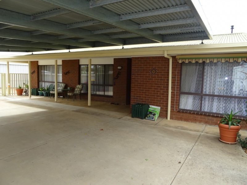 15 McLachlan Street, Carisbrook VIC 3464