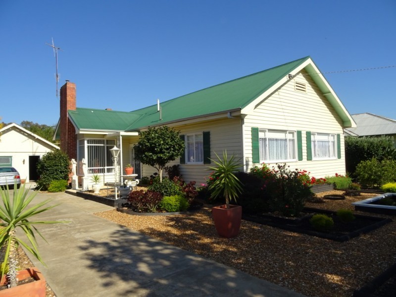 105 Inkerman Street, Maryborough VIC 3465