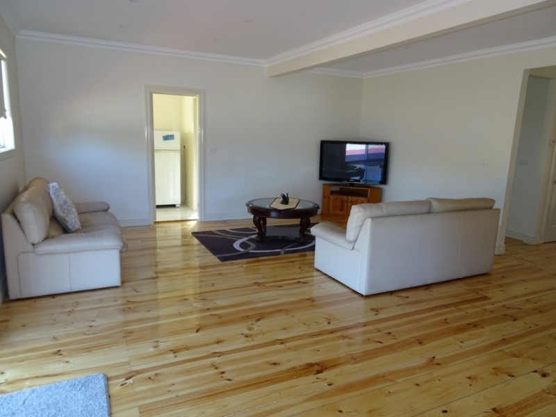 19 Thomas Street, Dunolly VIC 3472