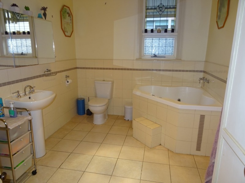 56 Napier Street, Maryborough VIC 3465