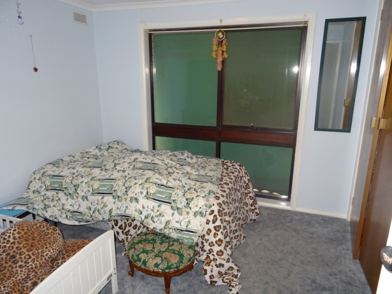 81 Eddington Road, Carisbrook VIC 3464