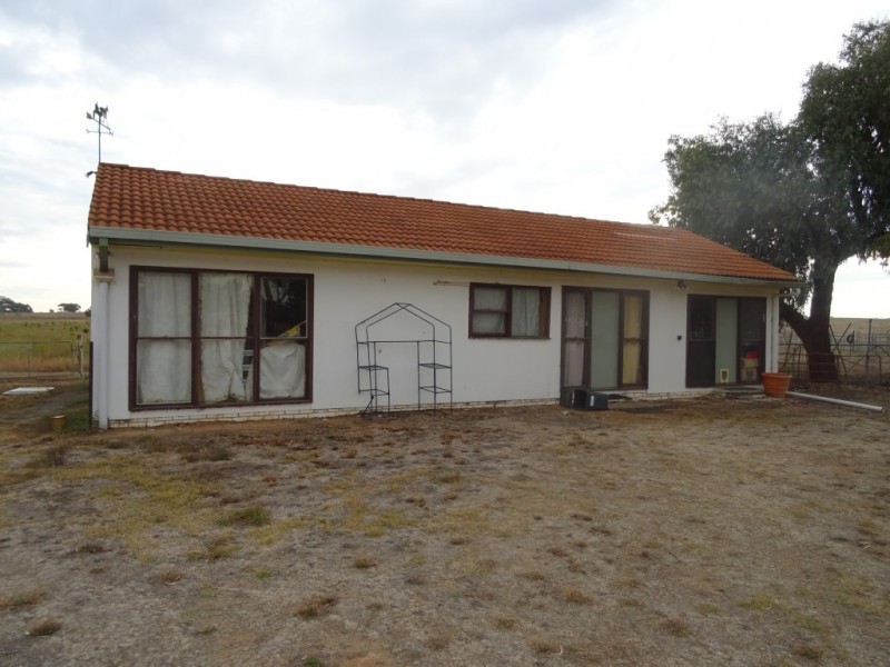 81 Eddington Road, CARISBROOK, Maryborough VIC 3465