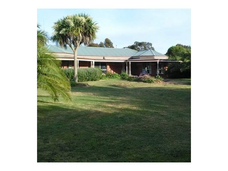 7 Baringhup Road, Carisbrook, Maryborough VIC 3465