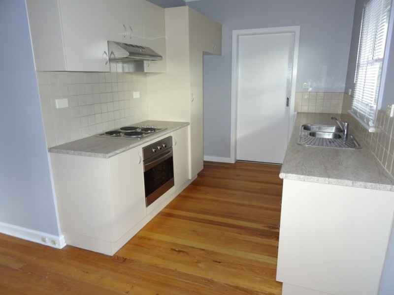 37 Faraday Street, Avoca VIC 3467